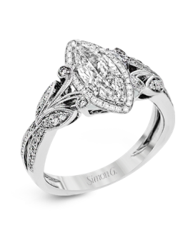 Engagement Ring in 18k Gold with Diamonds