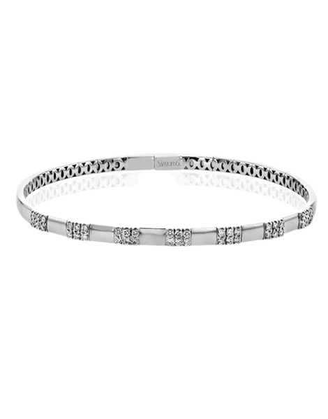 Bangle in 18k Gold with Diamonds