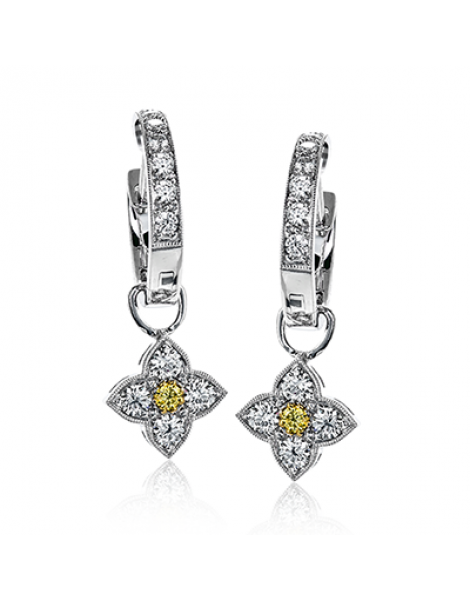 Hoop Earring in 18k Gold with Diamonds