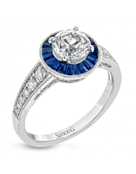 Engagement Ring in 18k Gold with Diamonds