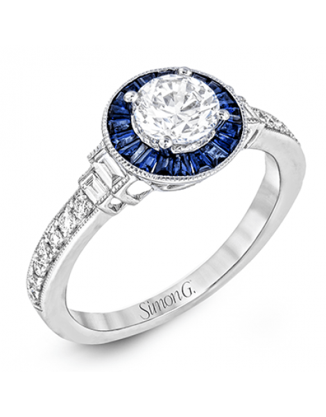 Engagement Ring in 18k Gold with Diamonds