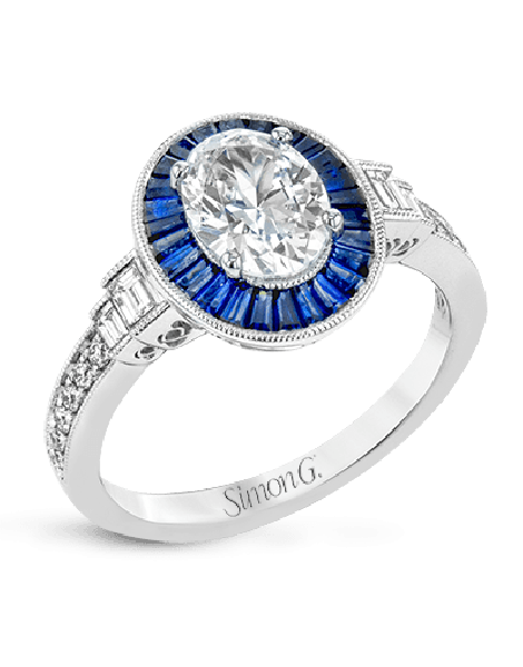 Engagement Ring in 18k Gold with Diamonds