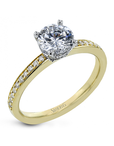 Engagement Ring in 18k Gold with Diamonds