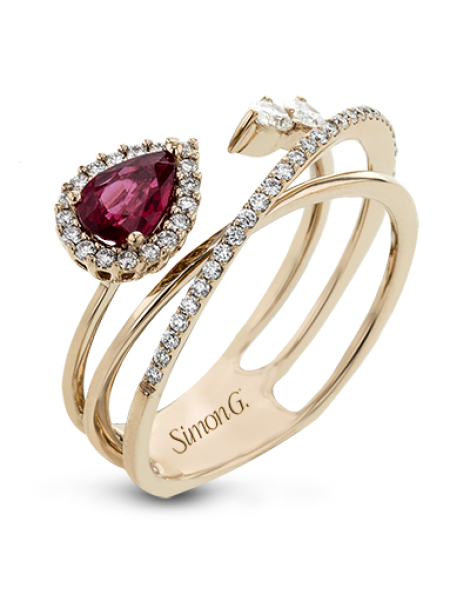 Color Ring in 18k Gold with Diamonds
