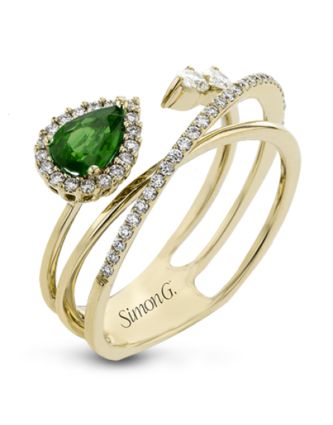 Color Ring in 18k Gold with Diamonds
