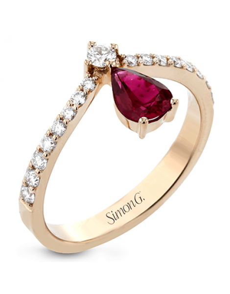 Color Ring in 18k Gold with Diamonds