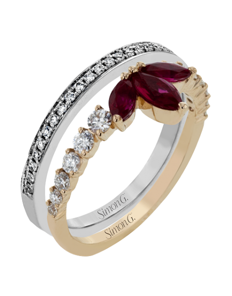 Right Hand Ring in 18k Gold with Diamonds