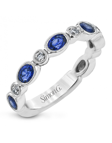 Color Ring in 18k Gold with Diamonds