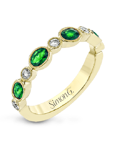 Color Ring in 18k Gold with Diamonds