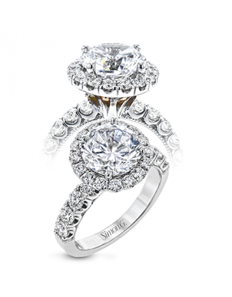 Engagement Ring in 18k Gold with Diamonds