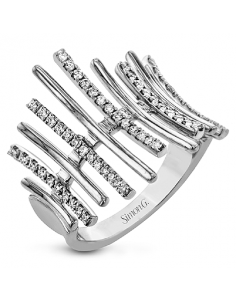 Right Hand Ring in 18k Gold with Diamonds