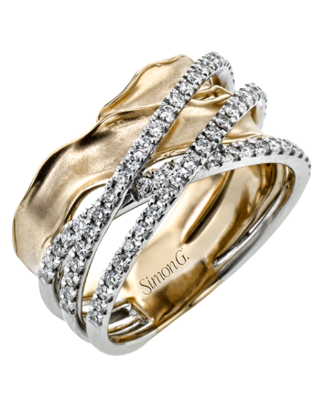 Right Hand Ring in 18k Gold with Diamonds