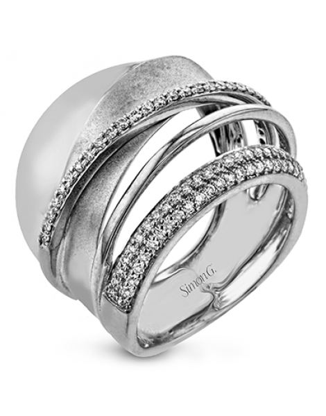 Right Hand Ring in 18k Gold with Diamonds