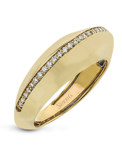 Right Hand Ring in 18k Gold with Diamonds
