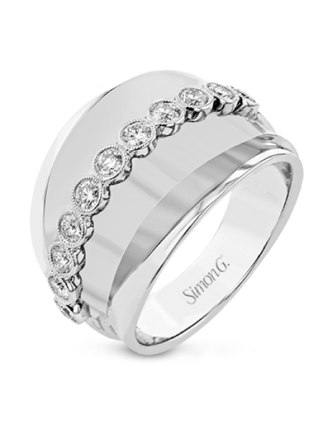 Right Hand Ring in 18k Gold with Diamonds