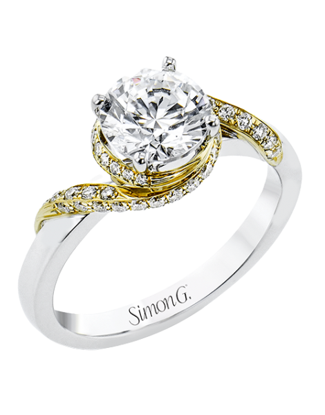 Engagement Ring in 18k Gold with Diamonds