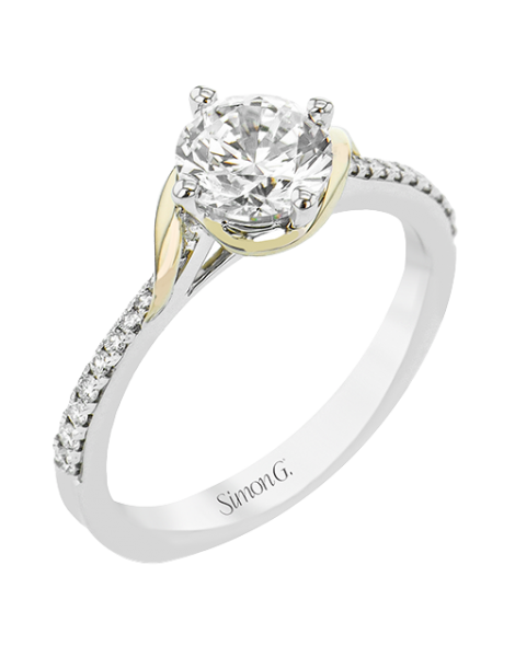 Engagement Ring in 18k Gold with Diamonds