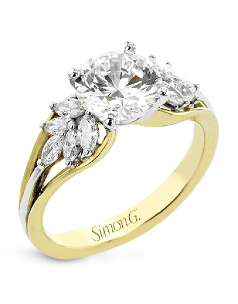 Engagement Ring in 18k Gold