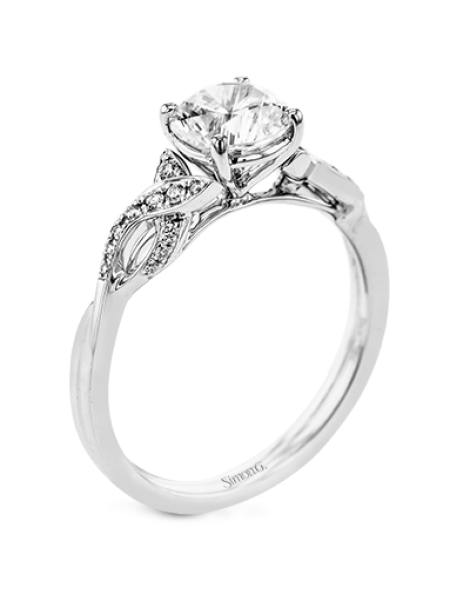 Engagement Ring in 18k Gold with Diamonds