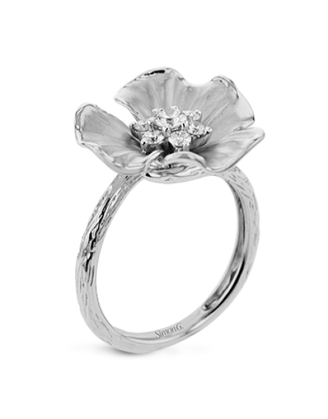 Right Hand Ring in 18k Gold with Diamonds