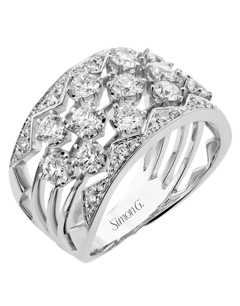 Right Hand Ring in 18k Gold with Diamonds