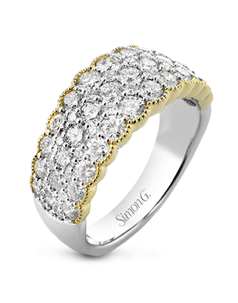 Right Hand Ring in 18k Gold with Diamonds