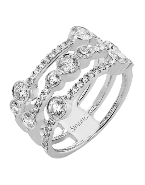 Right Hand Ring in 18k Gold with Diamonds