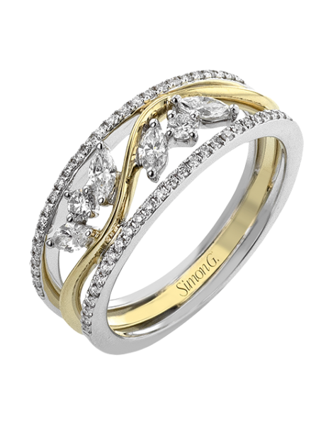 Right Hand Ring in 18k Gold with Diamonds