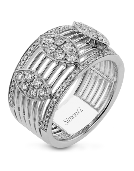 Right Hand Ring in 18k Gold with Diamonds
