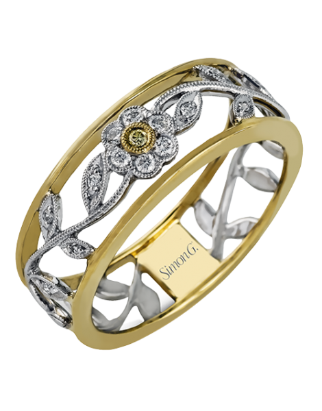 Right Hand Ring in 18k Gold with Diamonds