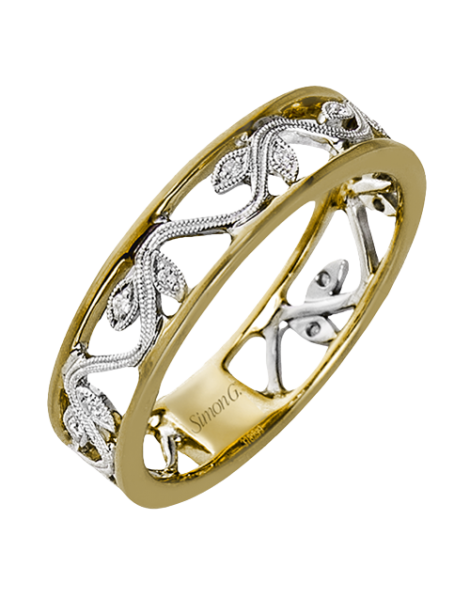 Right Hand Ring in 18k Gold with Diamonds