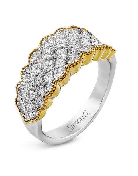 Right Hand Ring in 18k Gold