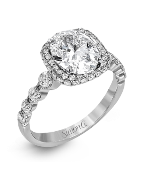Engagement Ring in 18k Gold with Diamonds