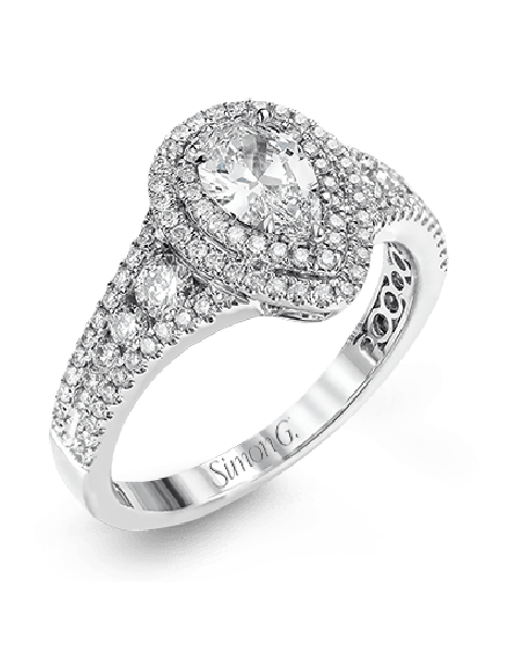 Engagement Ring in 18k Gold with Diamonds