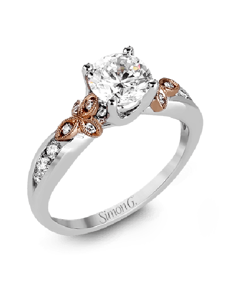 Engagement Ring in 18k Gold with Diamonds