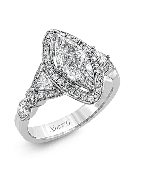 Engagement Ring in 18k Gold with Diamonds