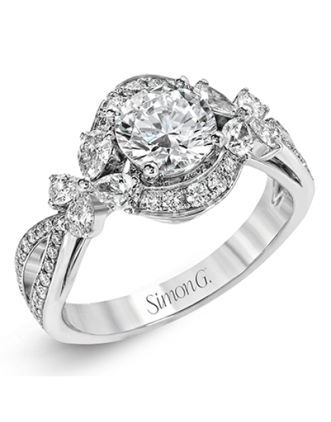 Engagement Ring in 18k Gold with Diamonds