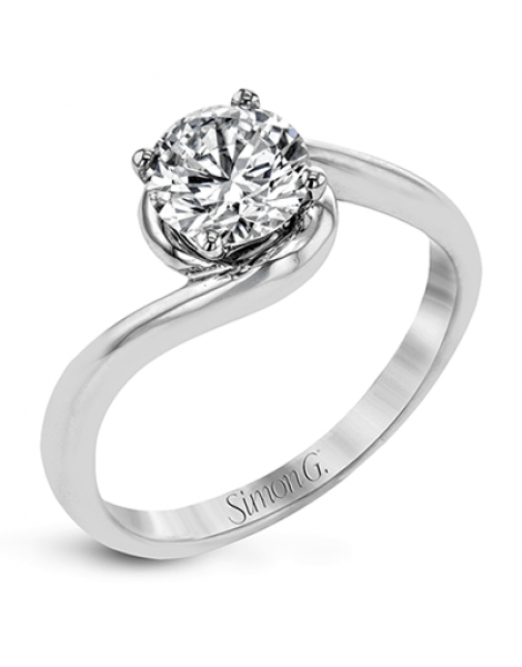 Engagement Ring in 18k Gold