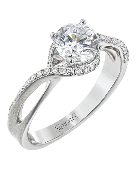 Engagement Ring in 14k Gold with Diamonds