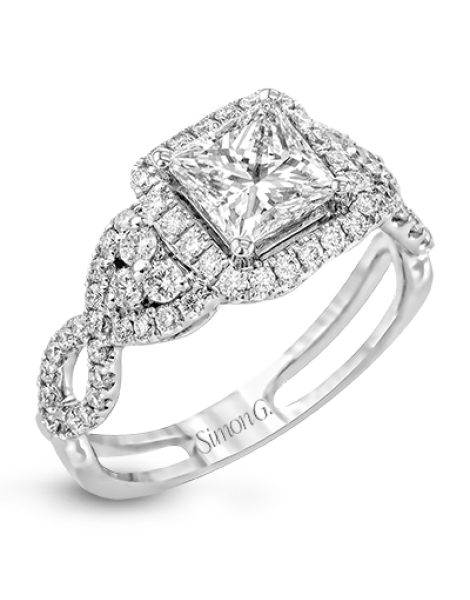 Engagement Ring in 18k Gold with Diamonds