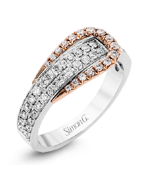 Right Hand Ring in 18k Gold with Diamonds