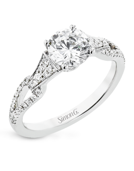 Engagement Ring in 18k Gold with Diamonds